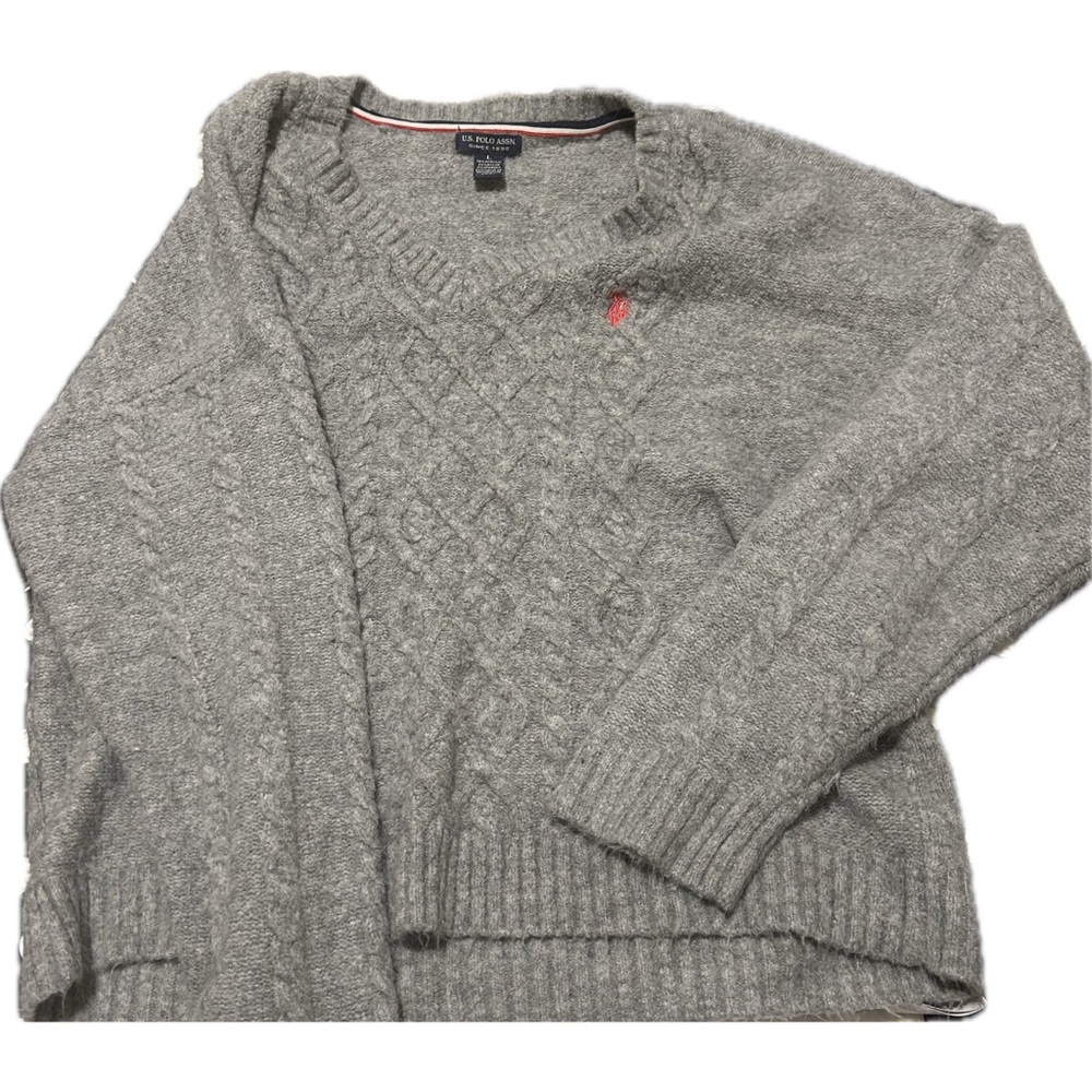 U.S. Polo Assn. V-Neck Sweater | Size L | Grey